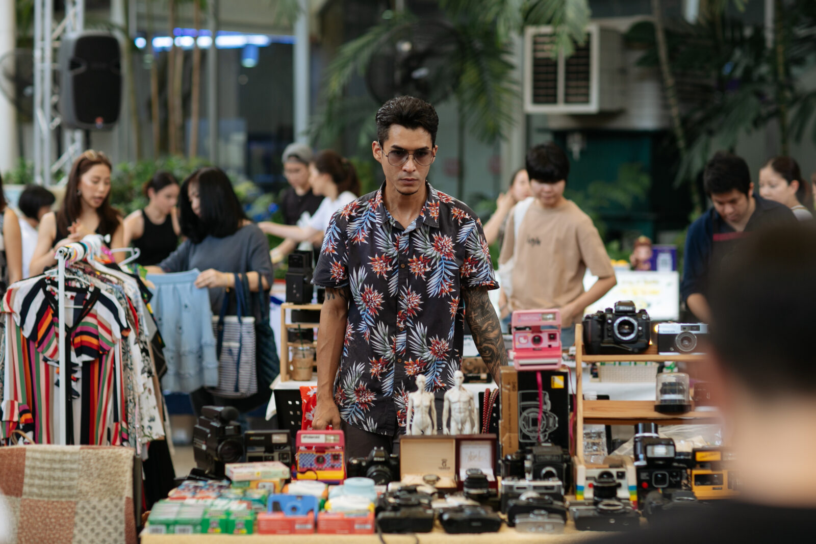 YARD SALE-006